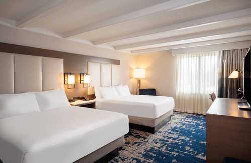 Newtonville Hotel | Crowne Plaza Albany - The Desmond Hotel by IHG