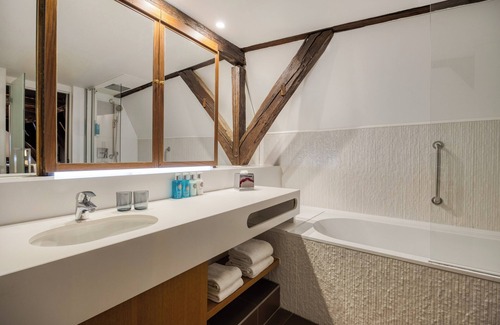 Historical Center Bruges Hotel | Crowne Plaza Bruges by IHG