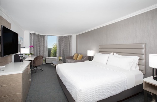 Costa Mesa Hotel | Crowne Plaza Costa Mesa Orange County by IHG