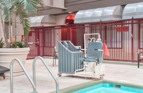 Wholesale District Hotel | Crowne Plaza Indianapolis-Dwtn-Union Stn by IHG