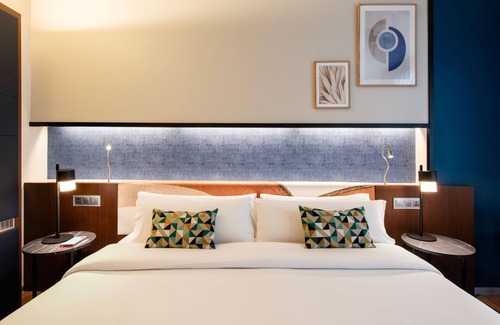 Estrella Hotel | Crowne Plaza Madrid - Centre Retiro by IHG