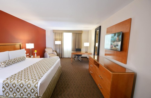Apodaca Hotel | Crowne Plaza Monterrey Aeropuerto by IHG