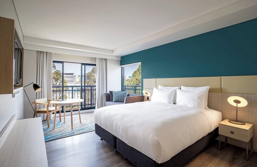 Macquarie Park Hotel | Crowne Plaza Sydney Macquarie Park by IHG
