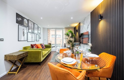 Docklands Apartment | Crowne Views One Bed Apartment