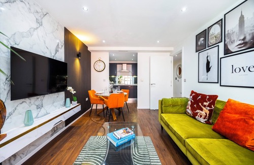 Docklands Apartment | Crowne Views One Bed Apartment