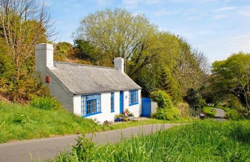 Fishguard House | Crows Cottage