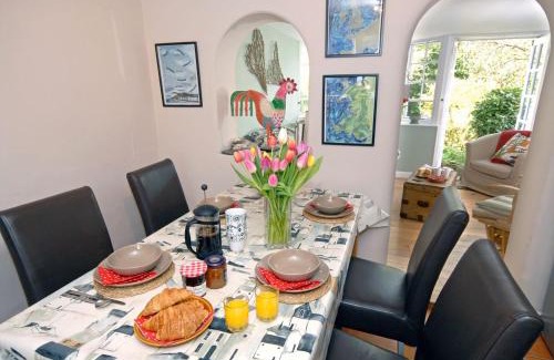 Fishguard House | Crows Cottage