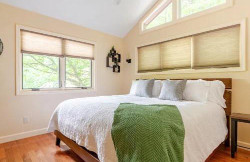 Marshall Other | Crows Nest Luxury Near Asheville