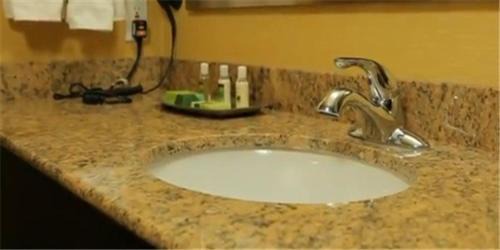 Great Falls Hotel | Crystal Inn Hotel & Suites - Great Falls