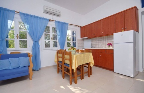 Mikri Vigla House | Crystal Naxos 2 Apartments at Mikri Vigla