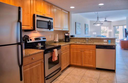 Treasure Island Apartment | Crystal Palms Beach Resort
