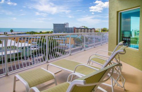 Treasure Island Apartment | Crystal Palms Beach Resort