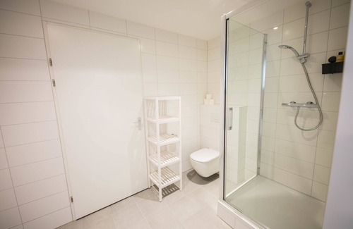 Kop van Zuid Apartment | Crystal serviced studio 46m2 -PRH15C-