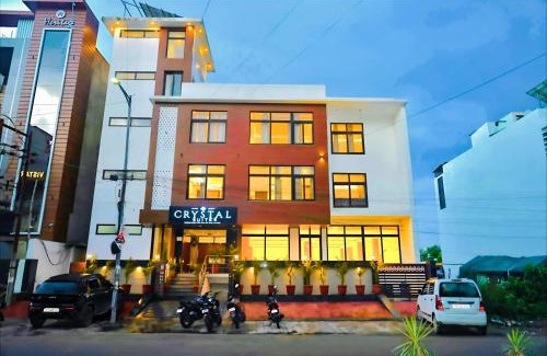 Gomti Nagar Hotel | Crystal Suites