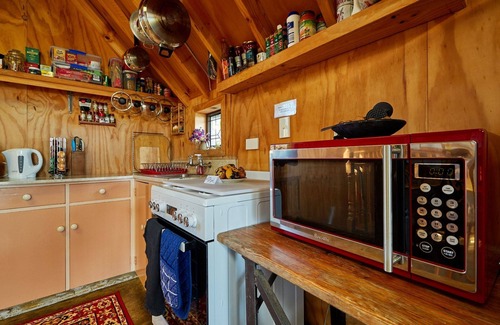 Hapuku House | Cubby House Stay - Kaikoura
