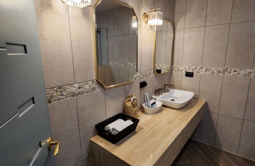 Lapu-Lapu Resort | Cube9 Resort and Spa