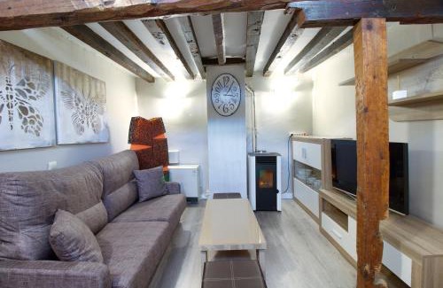 Old Town Apartment | Cuencaloft En Plaza Mayor