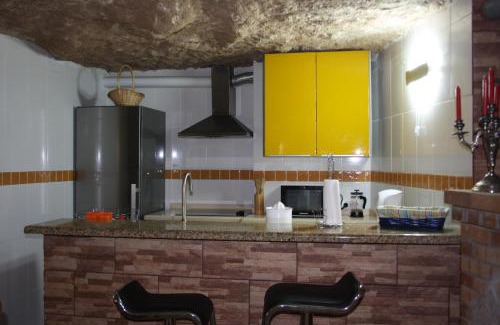 Aldea Blanca House | Cueva Sasha