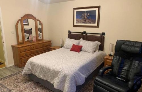 Sparks House | Cul-De-Sac Home