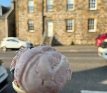 Cullen House | Cullen Holiday Home