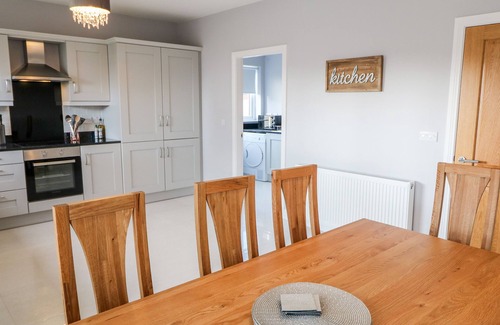 Culmore Cottage | CULMORE POINT, family friendly, with a garden in Culmore, Londonderry