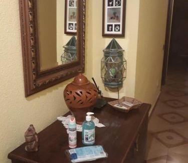 Almagro Apartment | CULTURAS Y COLORES EN ALMAGRO -WIFI alta velocidad, NETFLIX, Parking -Promocion EMPRESAS-