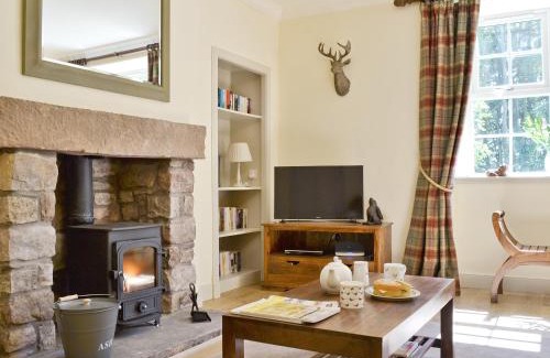 Kirriemuir House | Curlew Cottage
