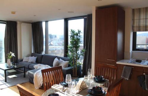 Cathedral Quarter Apartment | Custom House Square Penthouse