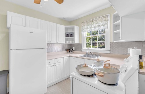Spartanburg House | Cute Bungalow near Downtown, sleeps 6