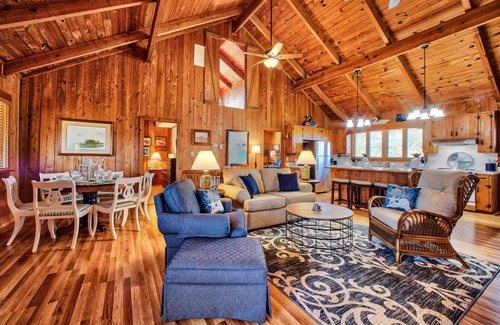 Brigands' Bay House | Cute, canal-front home in quiet area with great deck space, screened porch & AC
