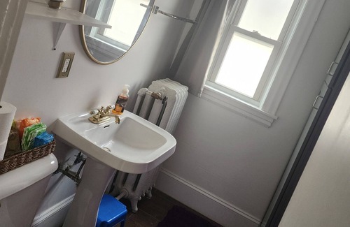 Minneapolis Apartment | Cute, cozy, colorful, small duplex unit