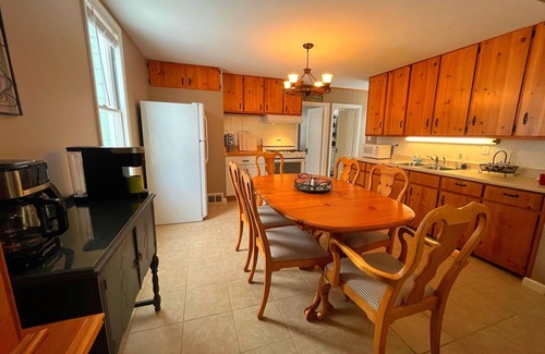 Ludington Cottage | Cutest cottage on Hamlin Lake. Lake views!