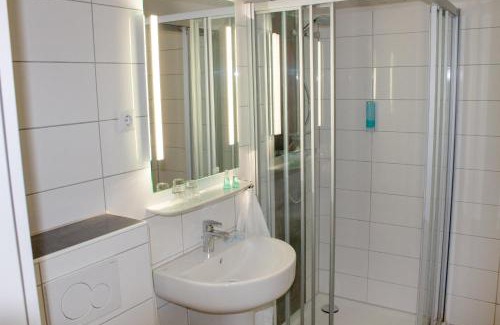 Dorumer Neufeld Hotel | Cuxlandhotel Doppelzimmer 114