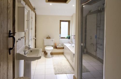 Newtown House | Cwm Corn Barn - Hw7662