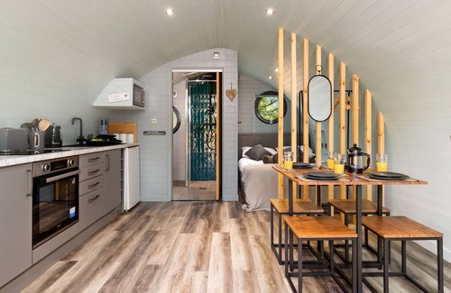 St. Florence Cottage | Cwtch