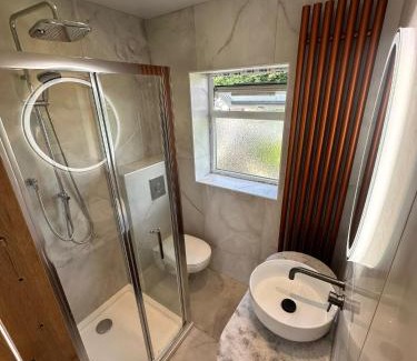 Llandaff North House | Cwtch Mawr