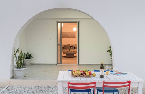 Milos House | Cyclades Whisper