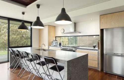 Apollo Bay House | Cypress Hill - By the Ocean