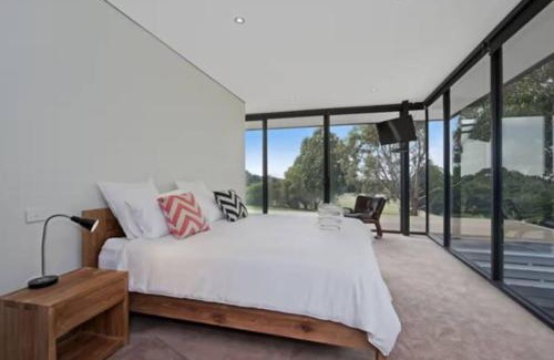 Apollo Bay House | Cypress Hill - By the Ocean