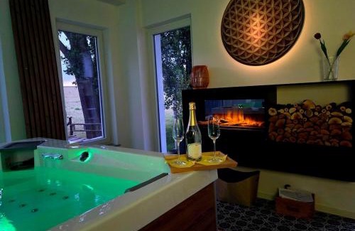 Brandys nad Labem-Stara Boleslav Apartment | Relax u potoka, vířivka, swimSpa, sauna