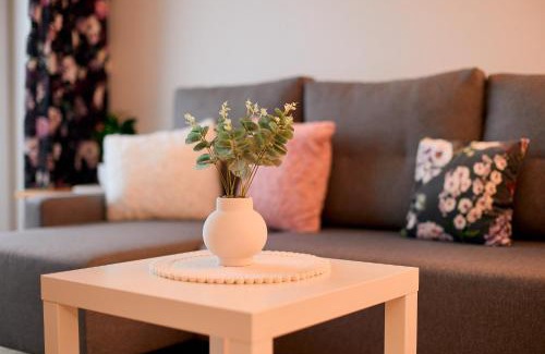 Psie Pole Apartment | Czartoryskiego Cosy Apartment by BookingHost