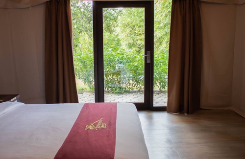 Bintan Hotel | D'Bamboo Kamp