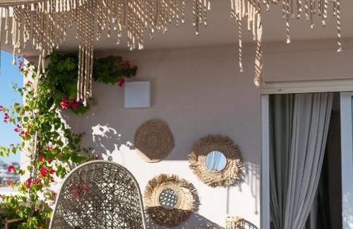 Municipio 3 Apartment | D'olivo Home - Luxury Suite