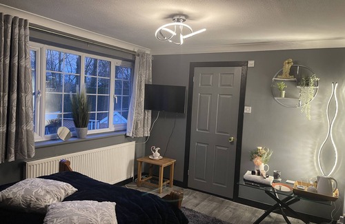 Crawley House | Da Vinci Guest House Gatwick