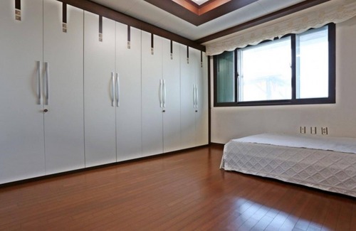 Suwon House | Daebudo Seascape Pension