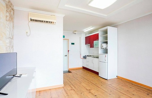 Suwon House | Daebudo Wooseong Resort Pension