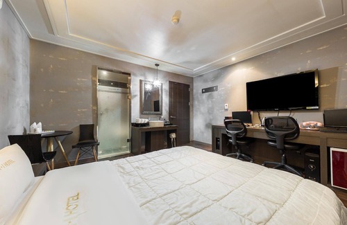 Dong-gu Hotel | Daejeon Yongun HI Hotel