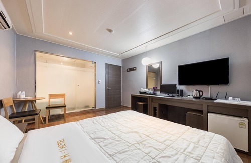 Dong-gu Hotel | Daejeon Yongun HI Hotel