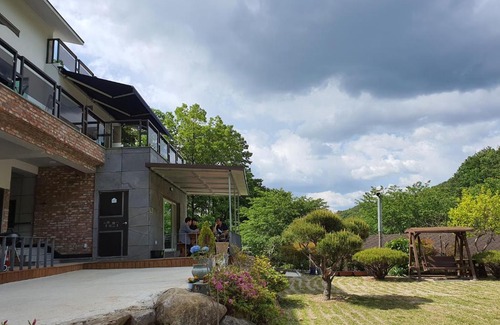 Ulsan House | Daeunsan Mountain Valley Pension