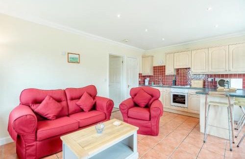 Clacton-on-Sea House | Dairy Cottage